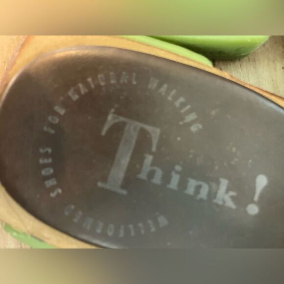 Think! Designer leather upper/ sole geometric retro women’s slides 9.5” size 8 - Picture 5 of 6